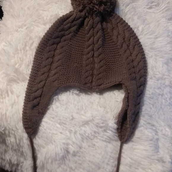 Earthbound 'The Cozy Collection' Beanie/Hat - Picture 2 of 5